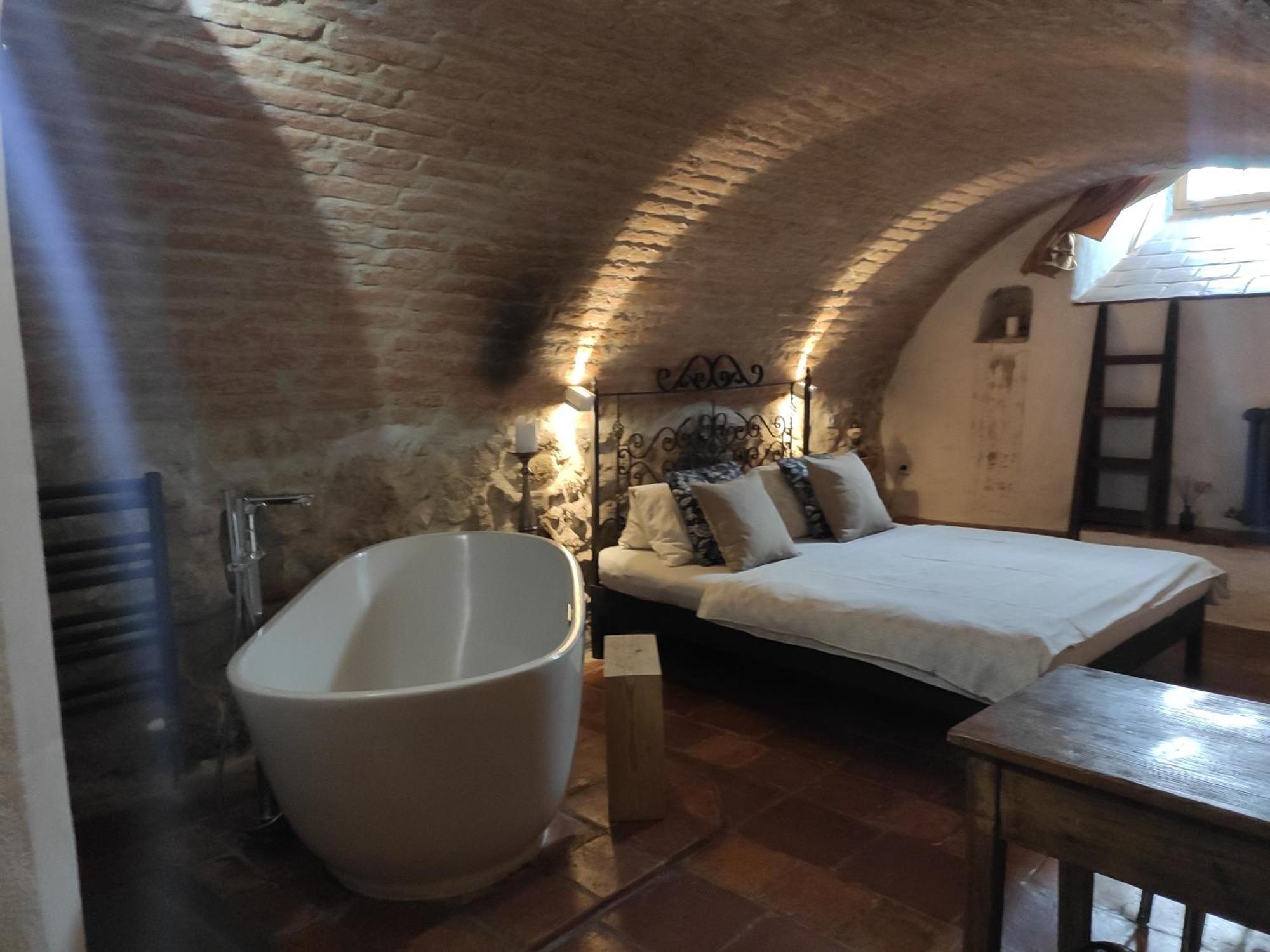 Apartmany Antico Микулов Экстерьер фото